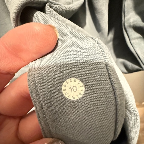 Lululemon Athletica Scuba Pullover Sweater - Picture 5 of 5